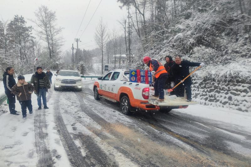 以雪為令，聞雪而動丨路橋集團彰顯國企擔當